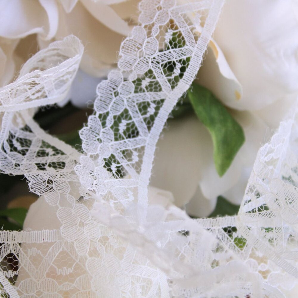 Vintage Ivory Lace Trim, 5 yards, One Inch Wide